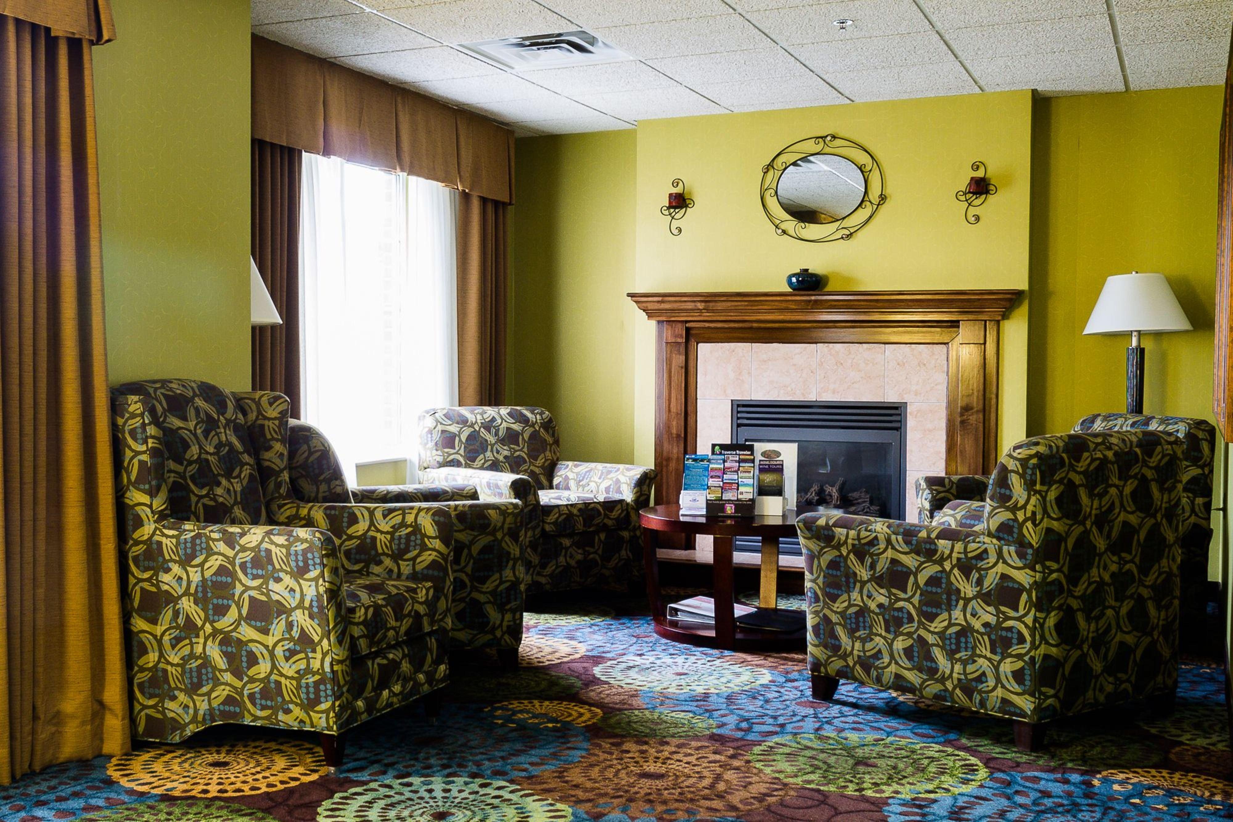 Holiday Inn Express Hotel & Suites Acme-Traverse City By Ihg Ngoại thất bức ảnh
