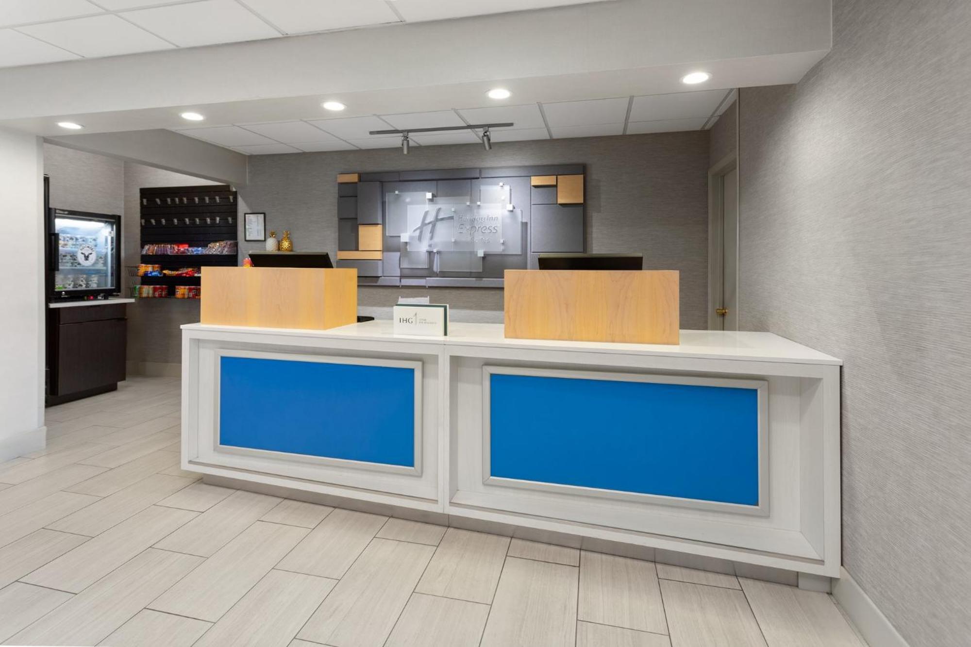 Holiday Inn Express Hotel & Suites Acme-Traverse City By Ihg Ngoại thất bức ảnh
