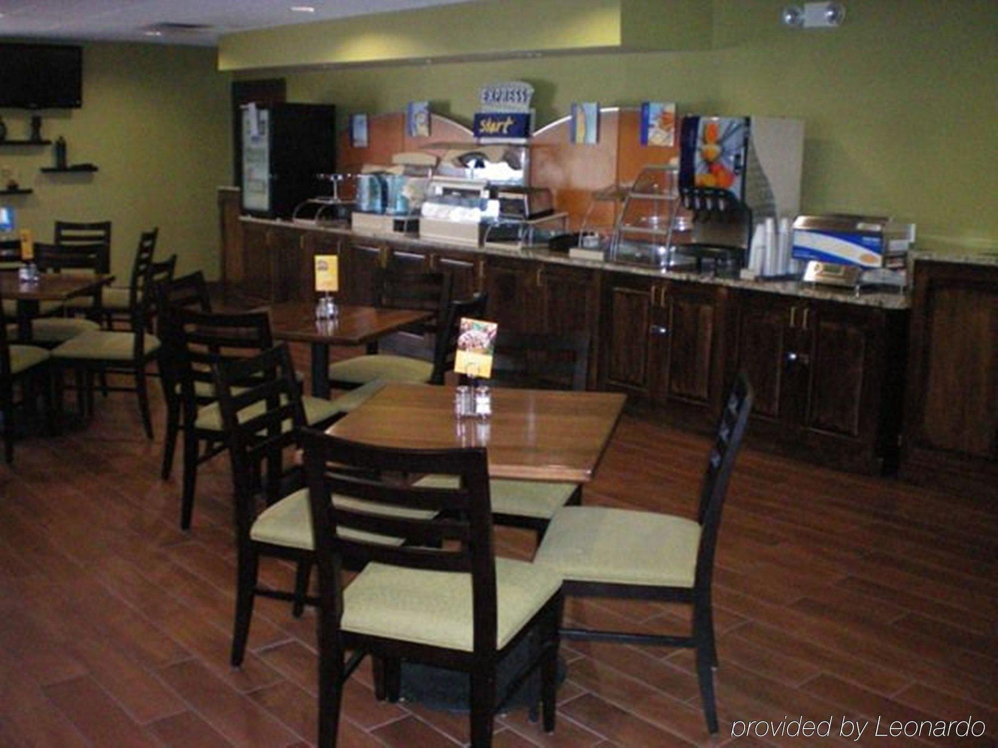 Holiday Inn Express Hotel & Suites Acme-Traverse City By Ihg Ngoại thất bức ảnh